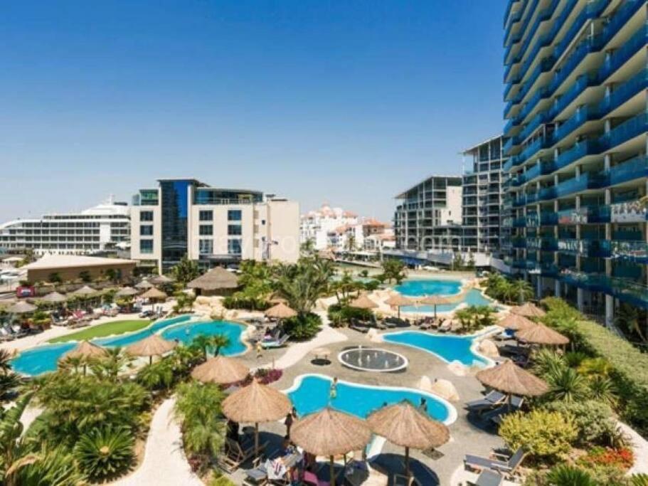 Gibraltar Luxury With Rooftop Pools & Views Exteriör bild